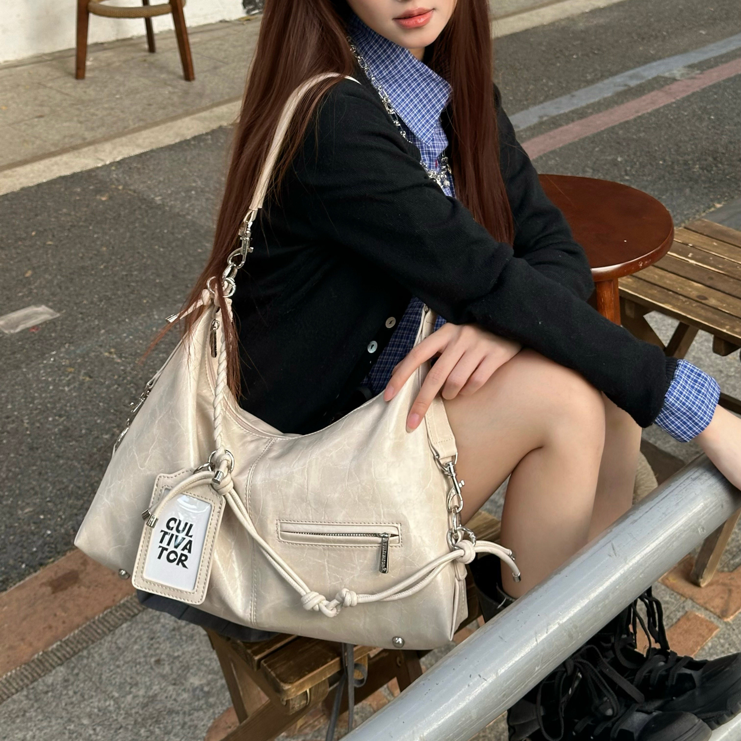 Cultivator Orijinal Slouchy Rebel Hobo Çanta